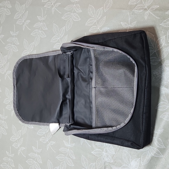 Small Outdoor Products Bag - Picture 2 of 6